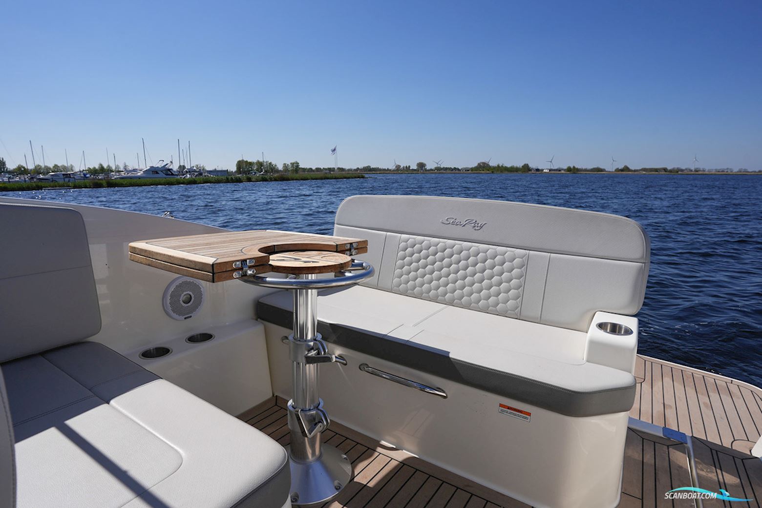 Sea Ray Sundancer 265