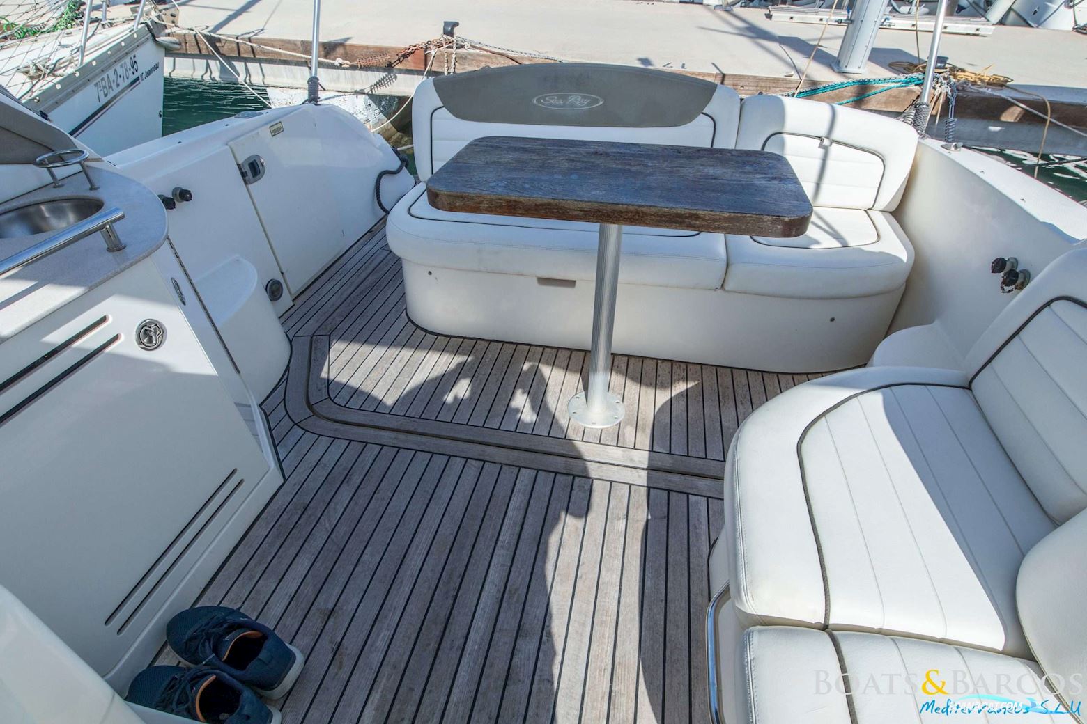 Sea Ray Sundancer 290
