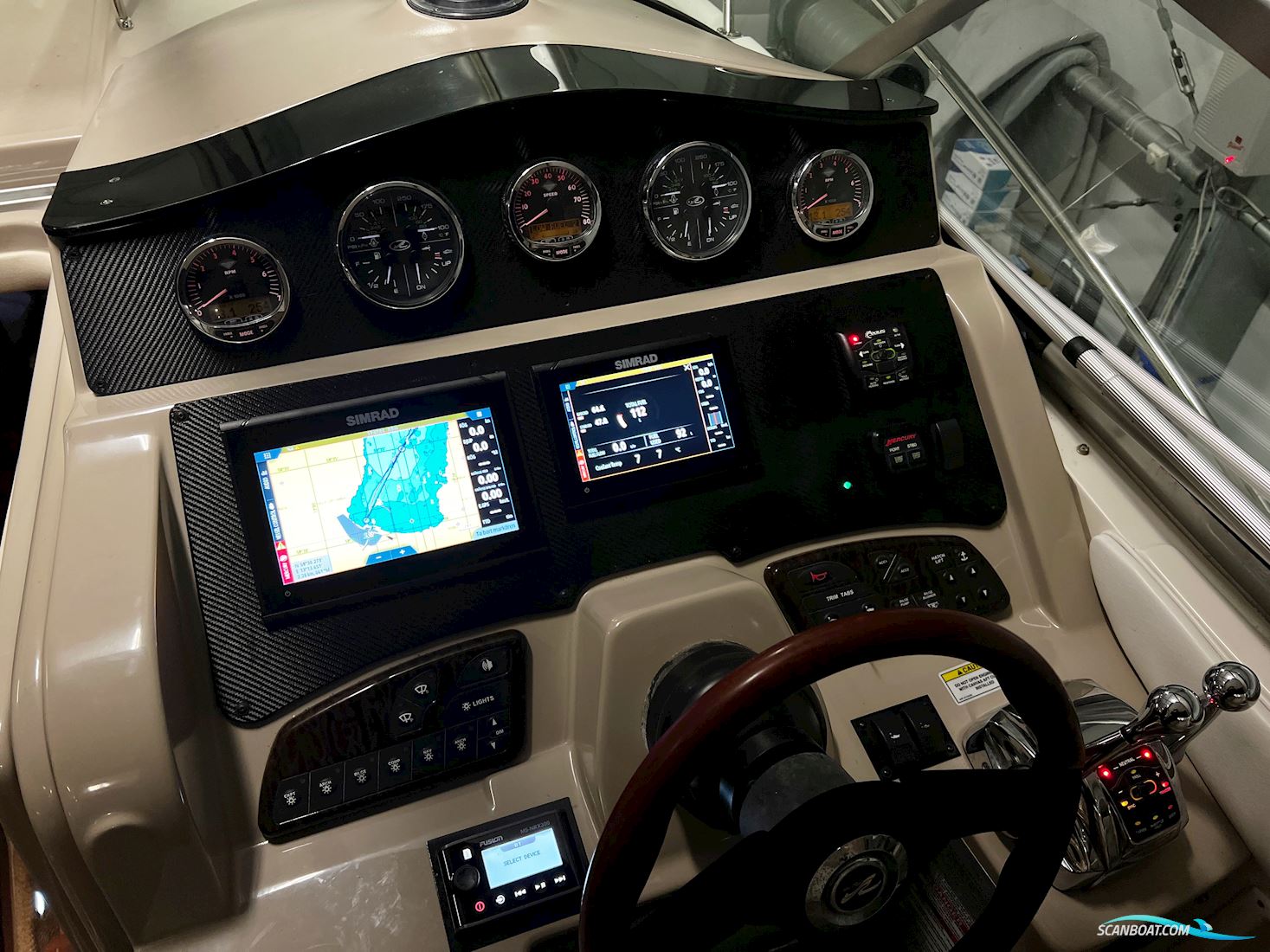 Sea Ray Sundancer 310