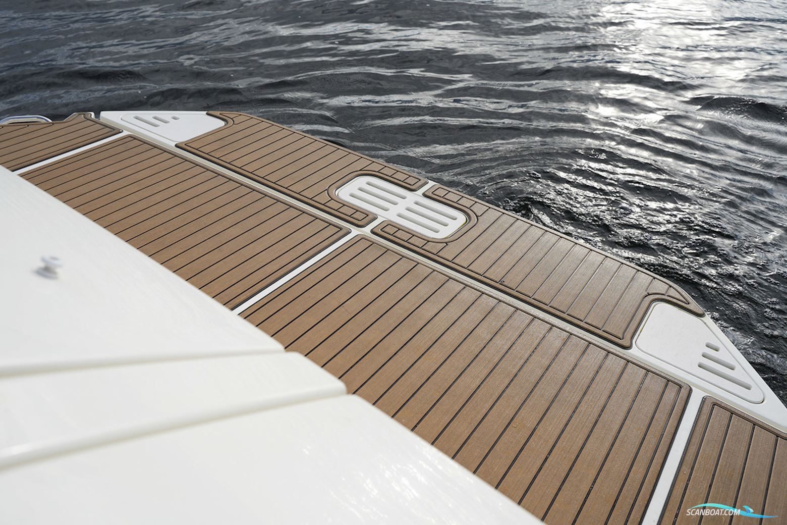 Sea Ray Sundancer 320