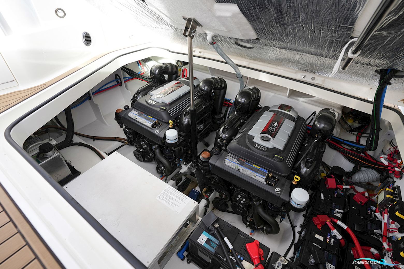 Sea Ray Sundancer 320