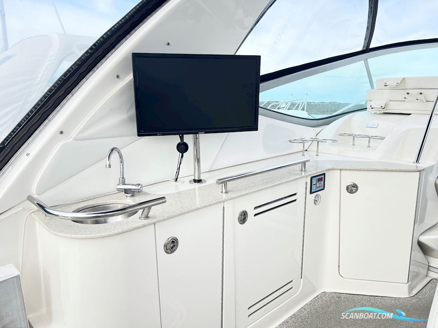 Sea Ray Sundancer 330