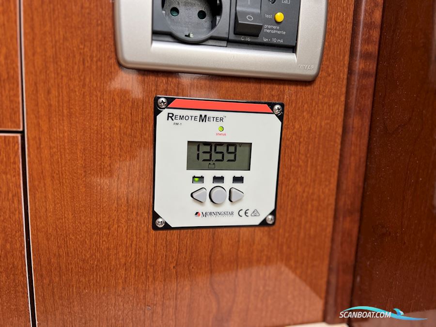 Sea Ray Sundancer 330