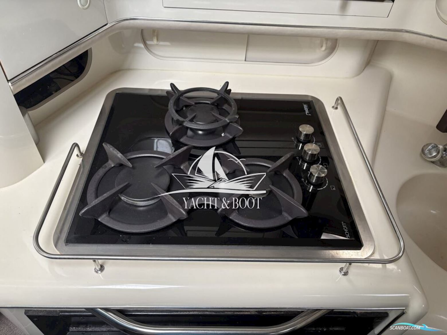 Sea Ray Sundancer 370