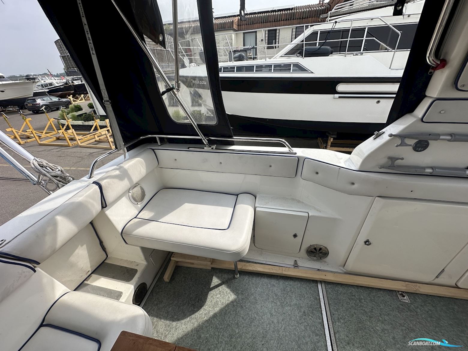 Sealine 255 Family
