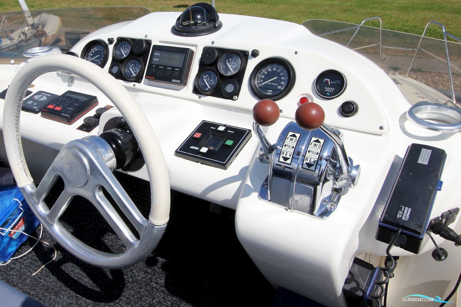 Sealine 350 Flybridge