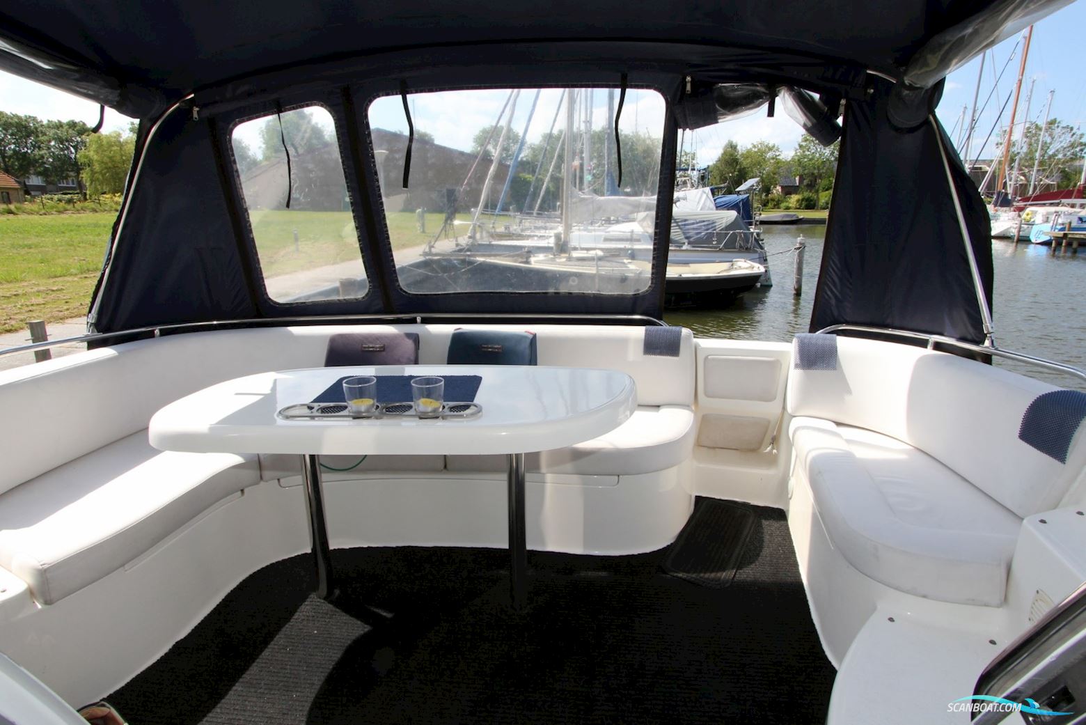 Sealine 350 Flybridge