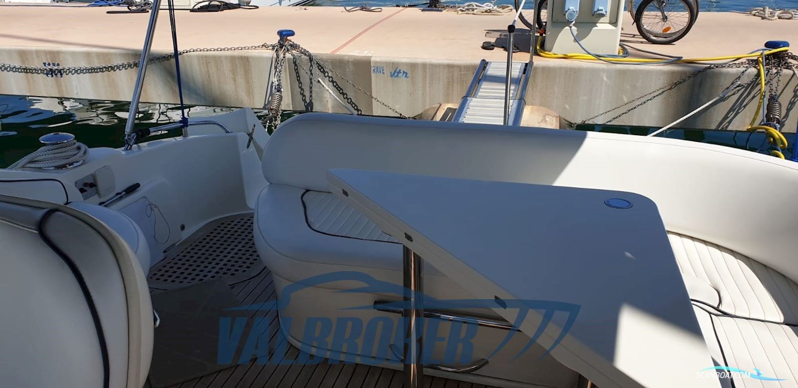 Sealine 360 AMBASSADOR