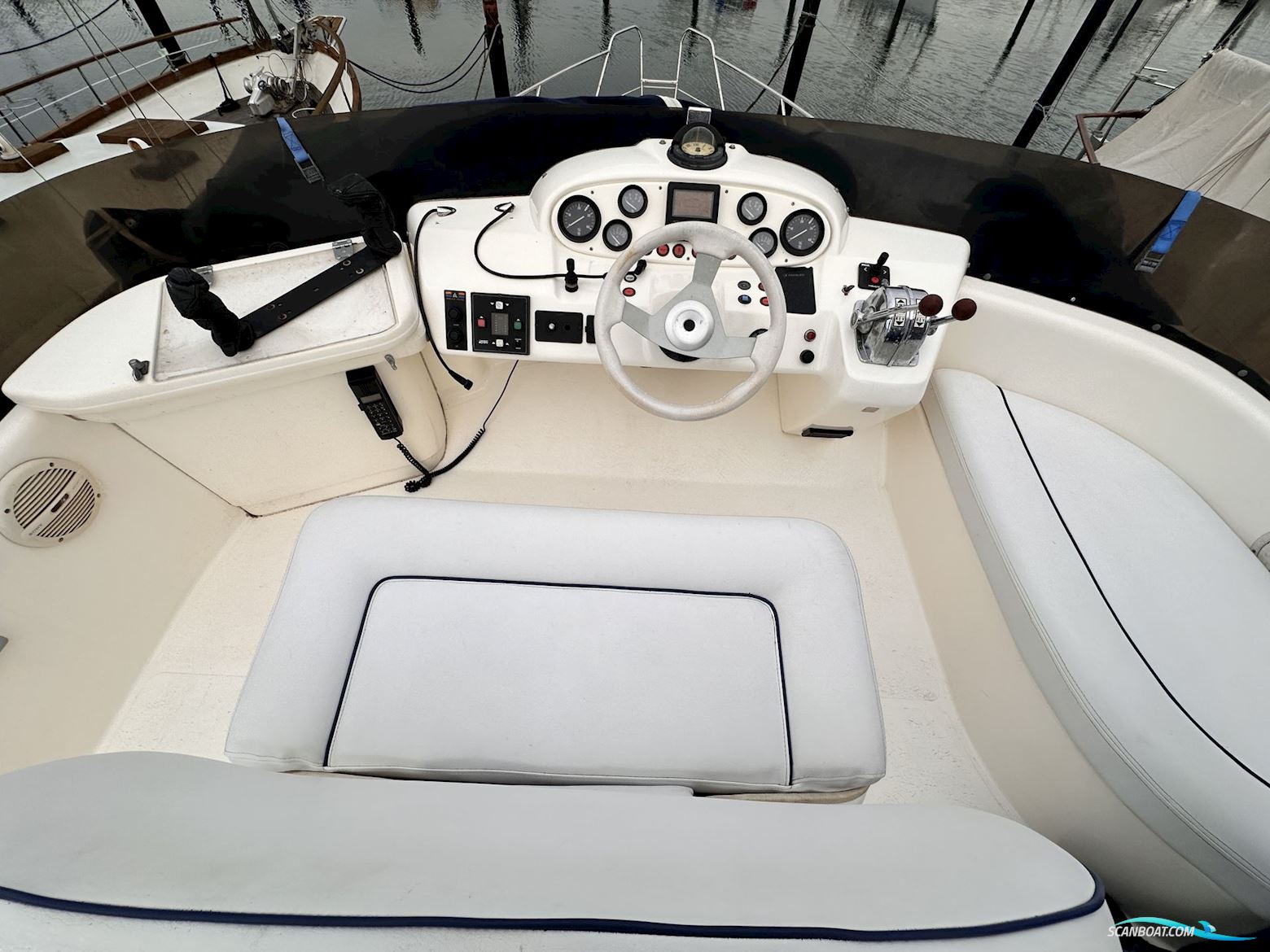 Sealine 360 F