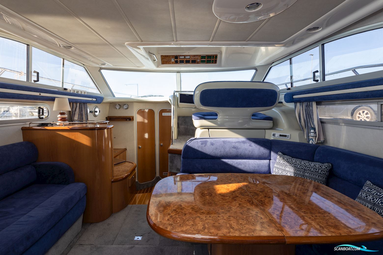 Sealine 360