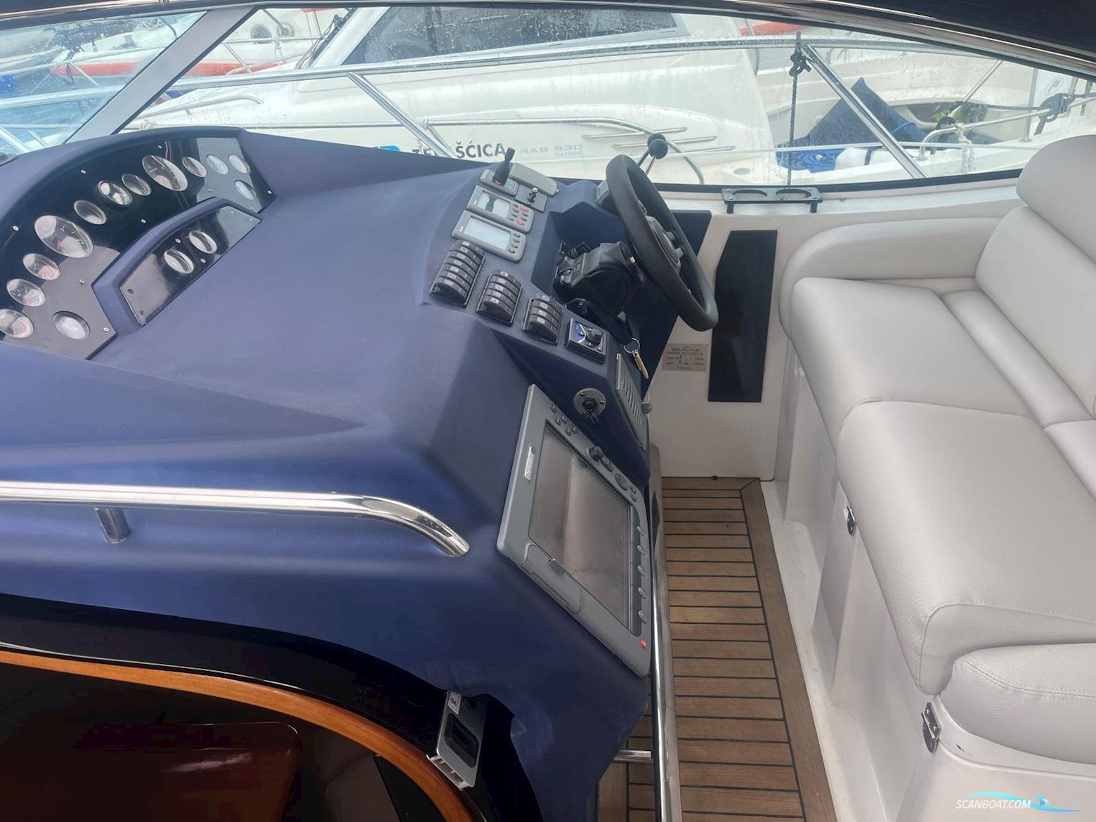 Sealine 38 S