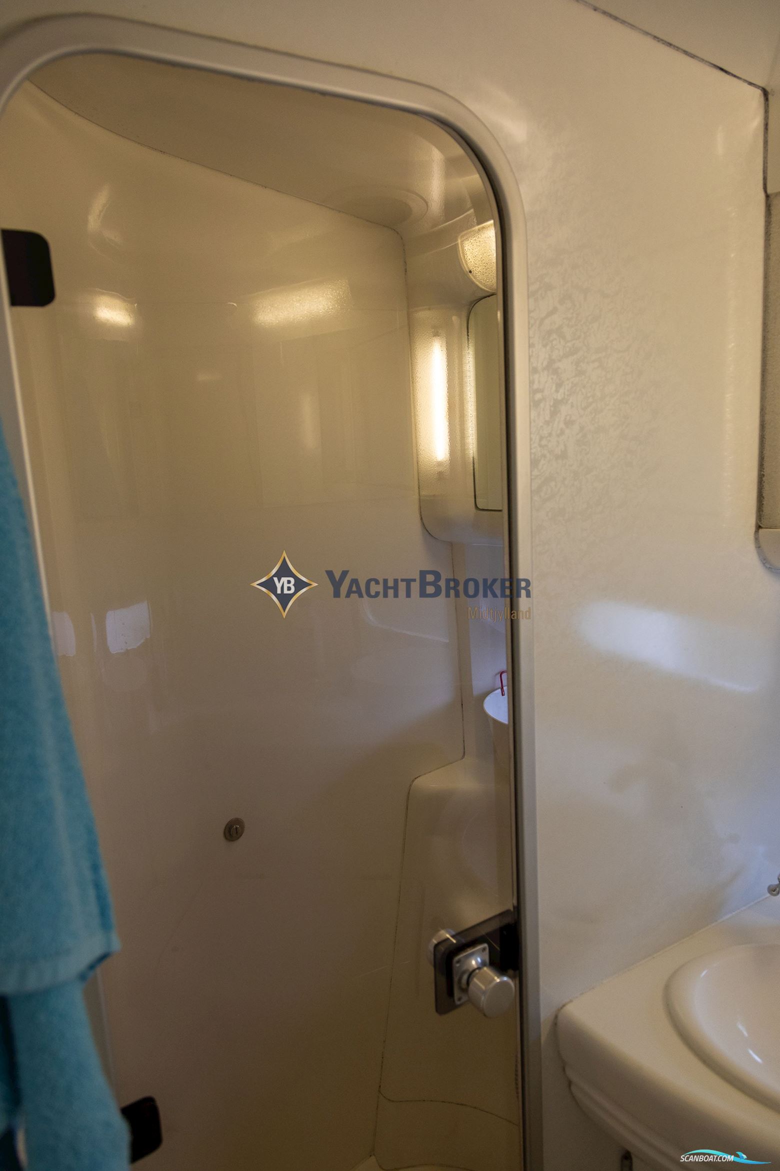 Sealine 420 Statesman