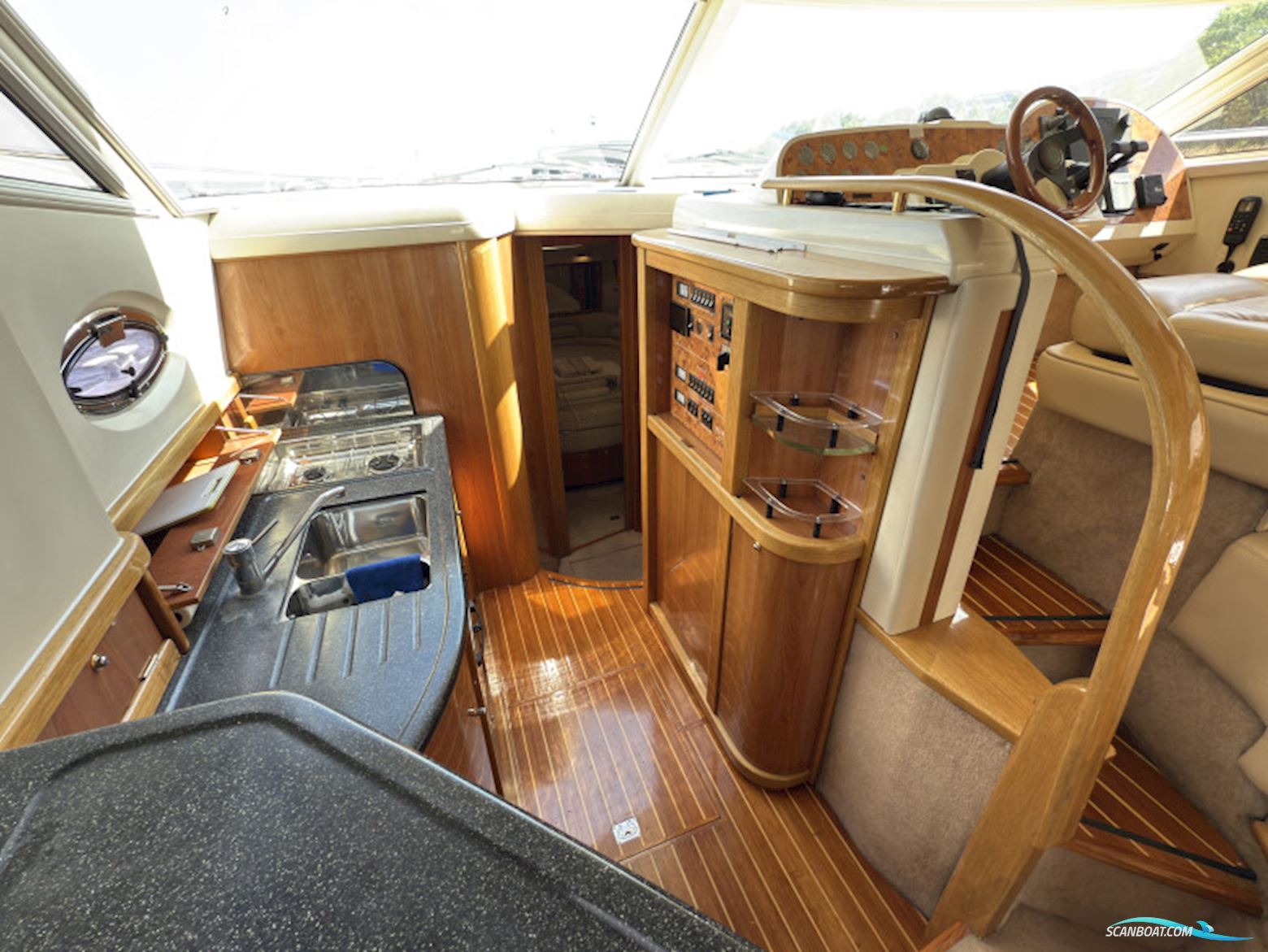 Sealine F 42.5