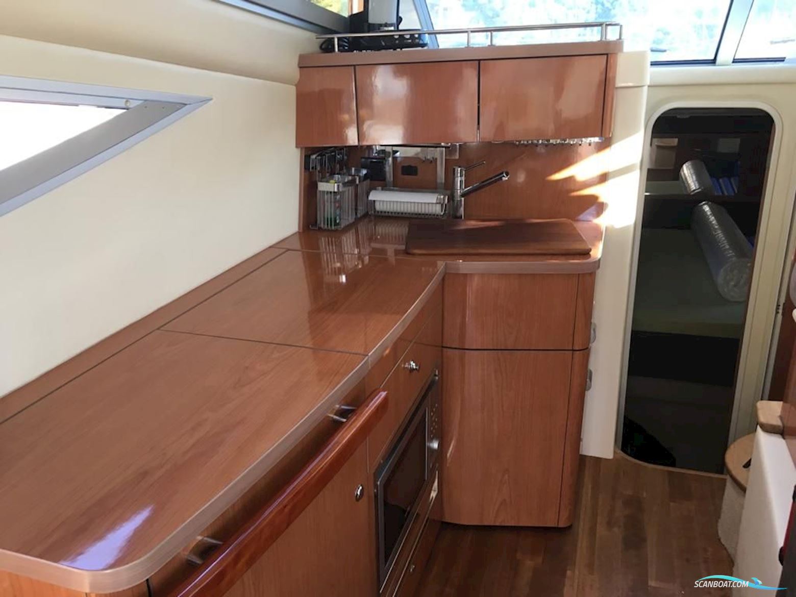 Sealine F34 Flybridge