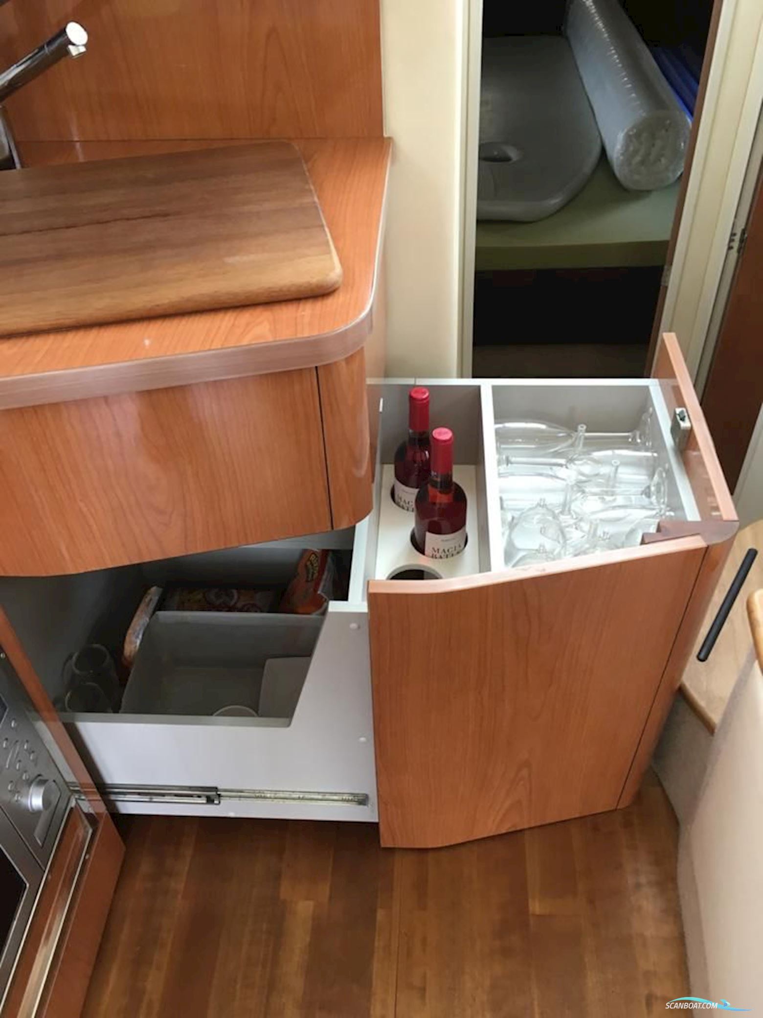 Sealine F34 Flybridge