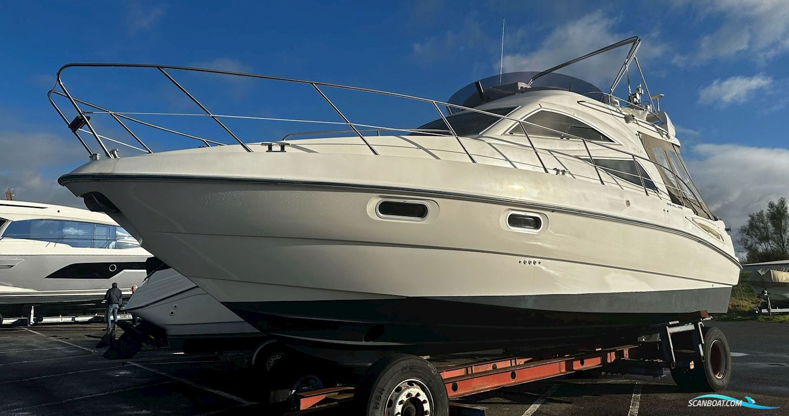 Sealine F34 Flybridge