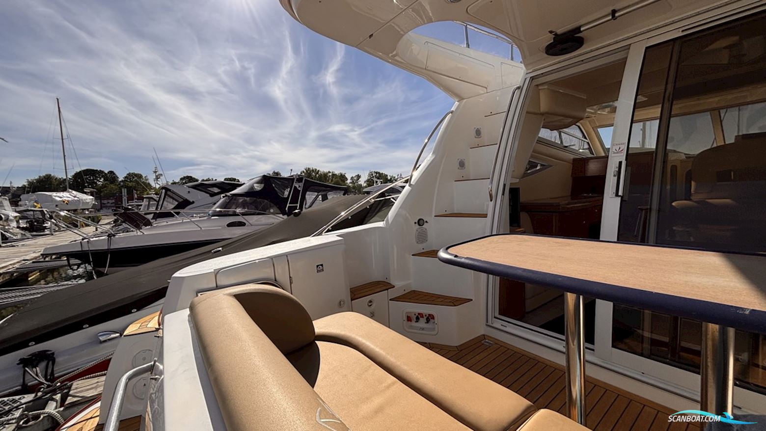 Sealine F34