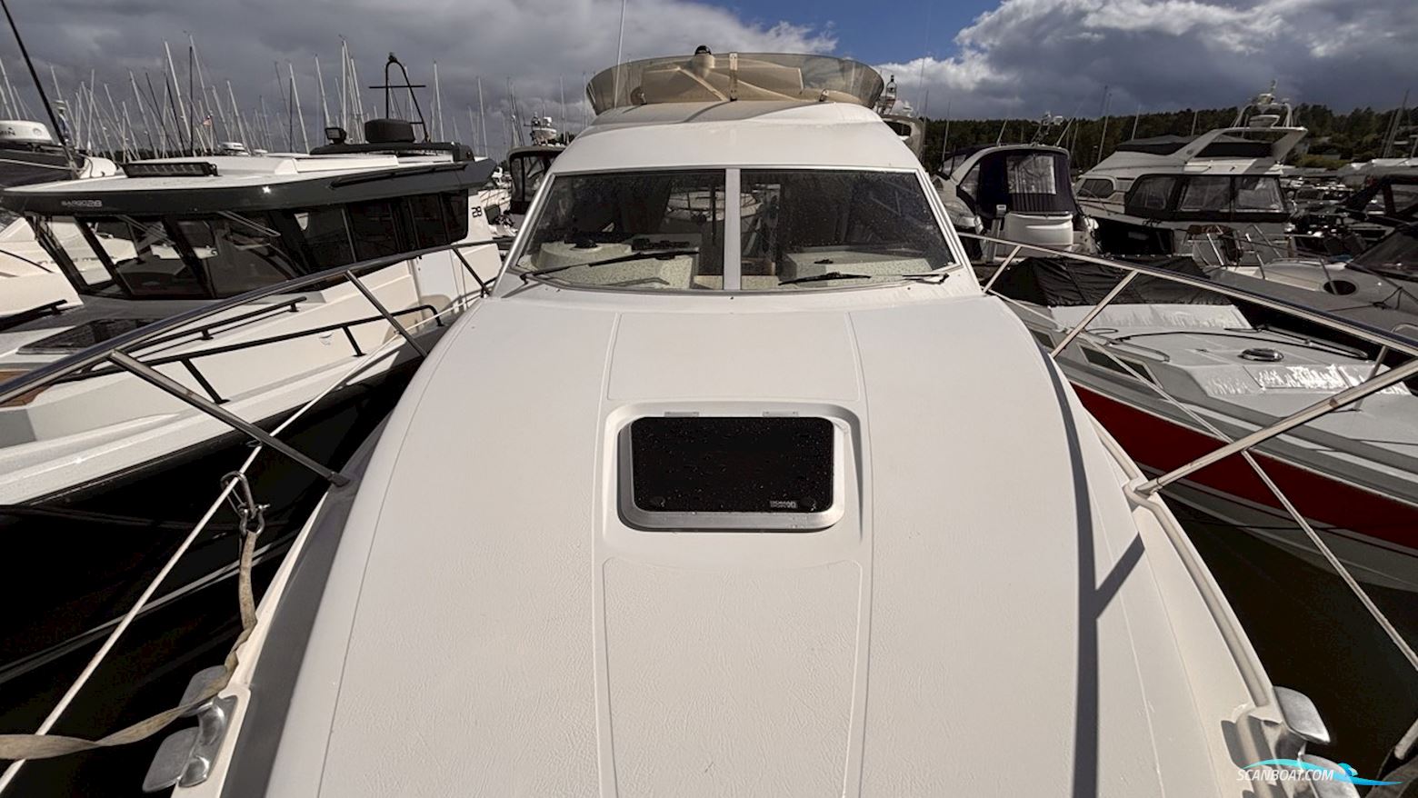 Sealine F34