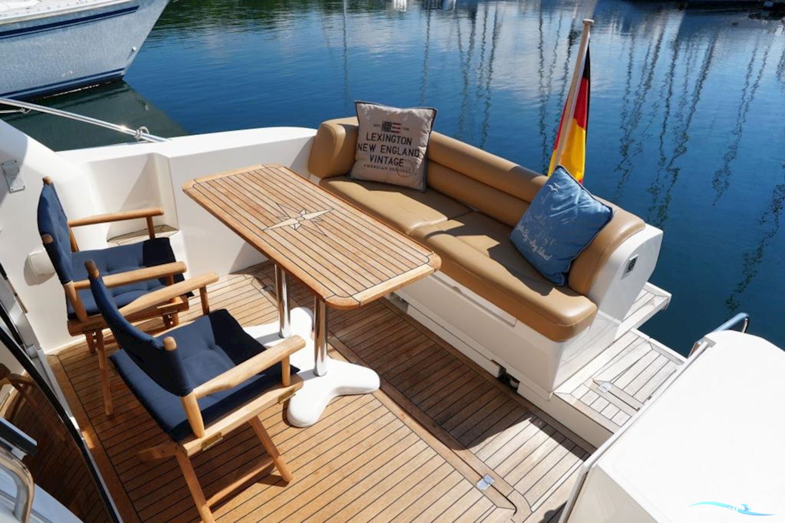 Sealine F34