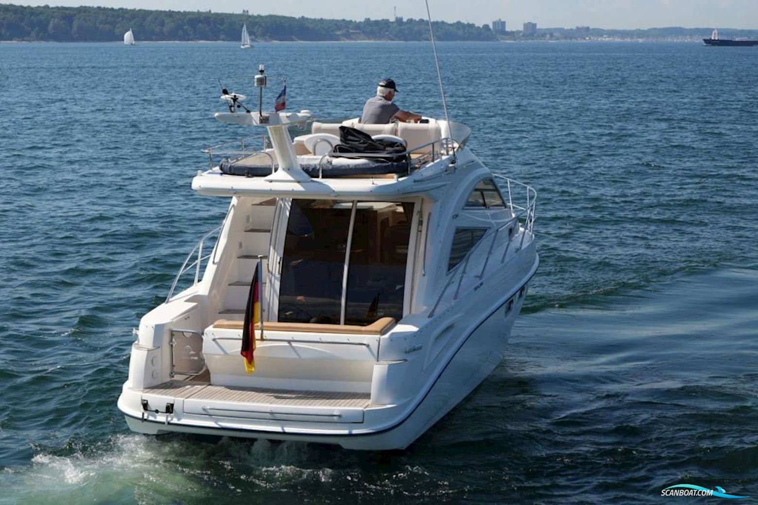 Sealine F34