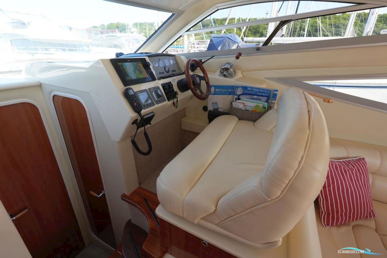 Sealine F34