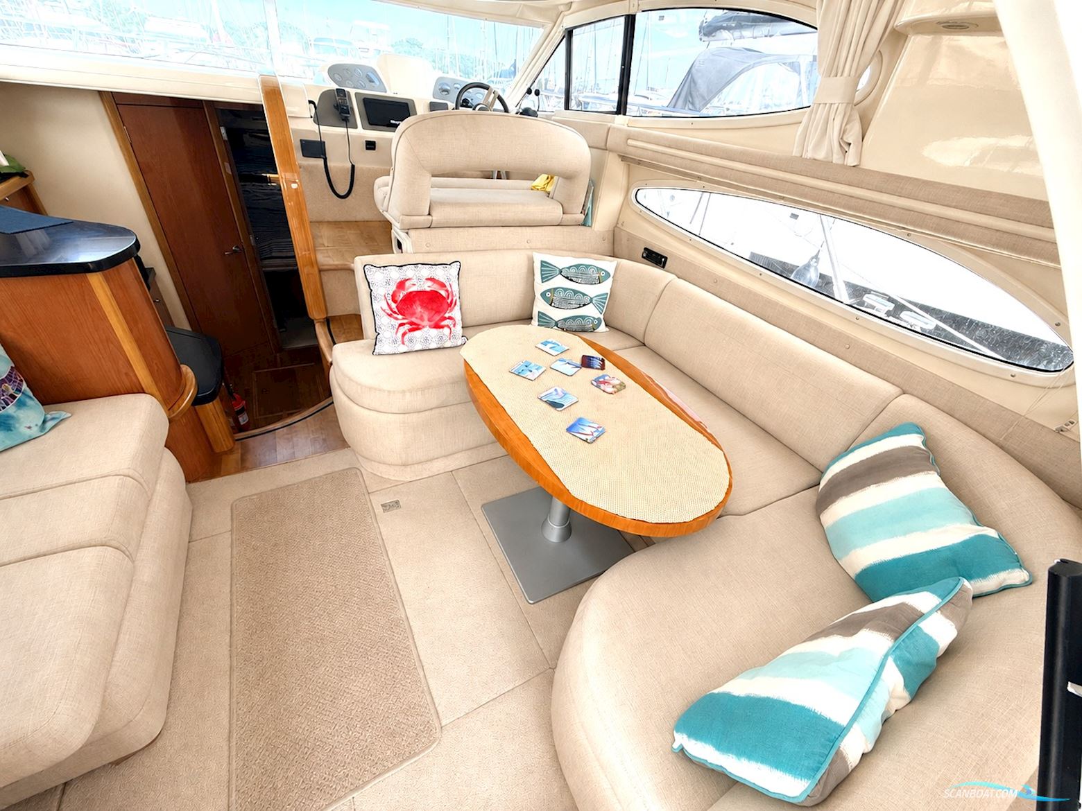 Sealine F37