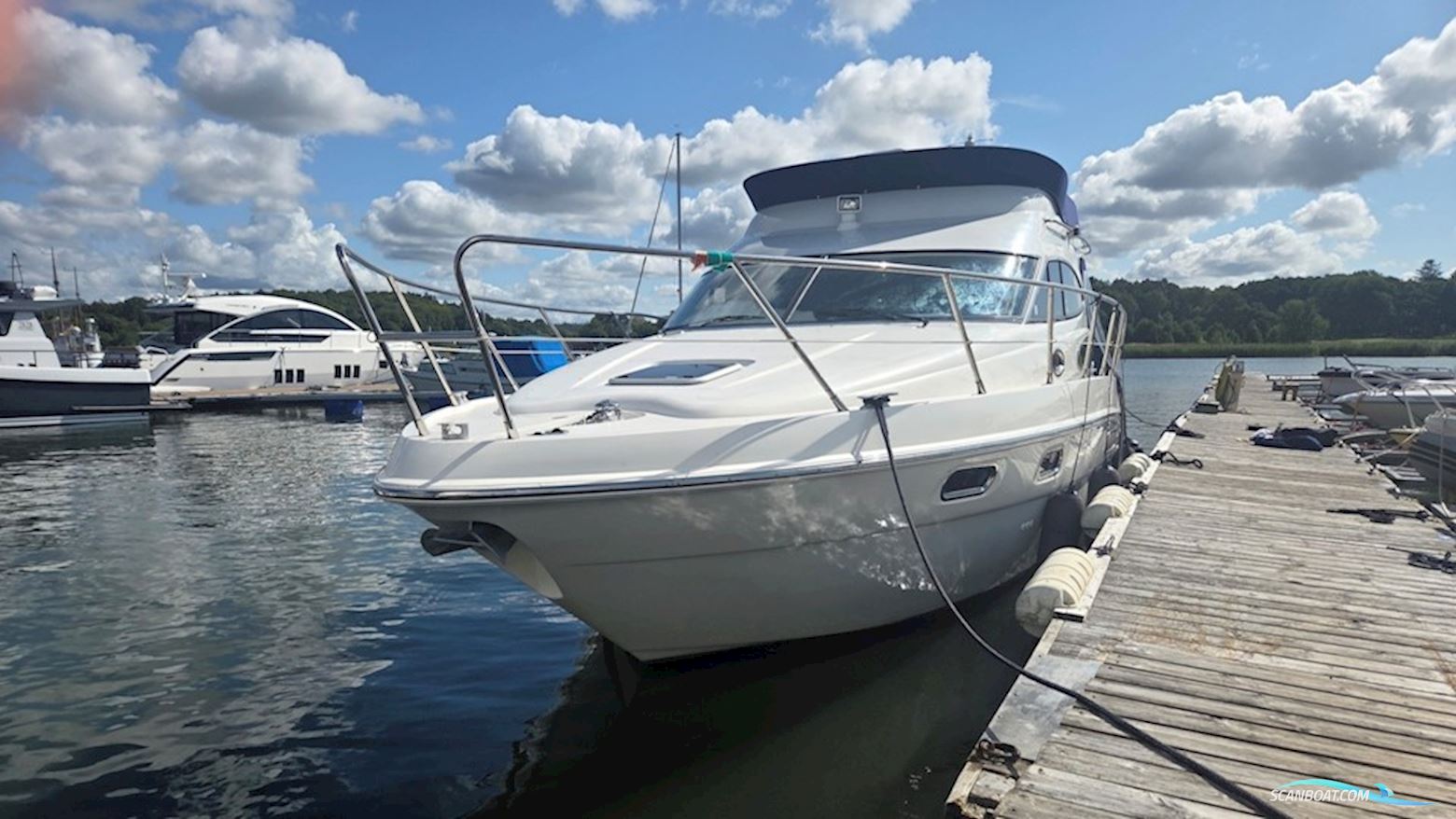 Sealine F37