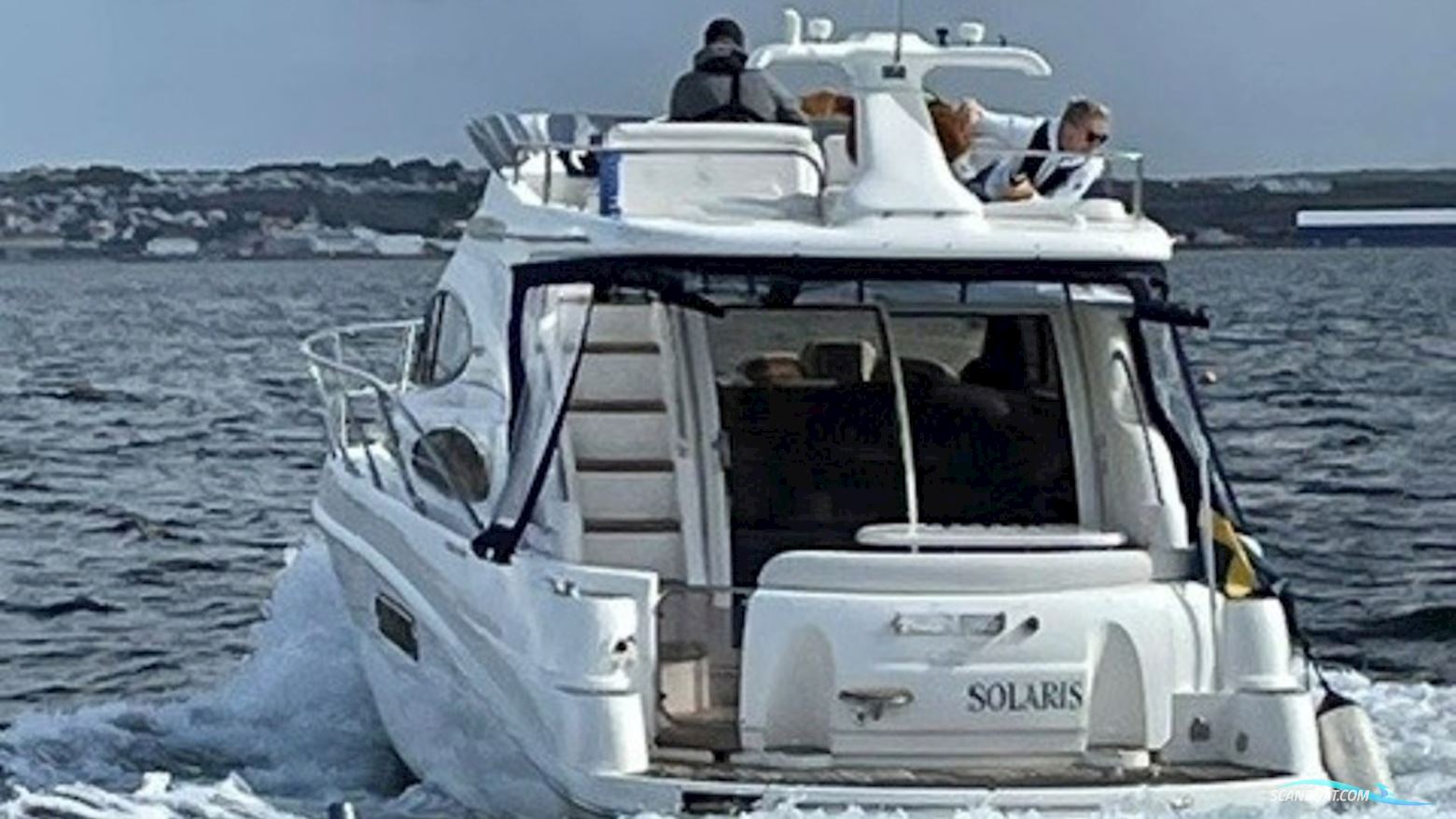 Sealine F37