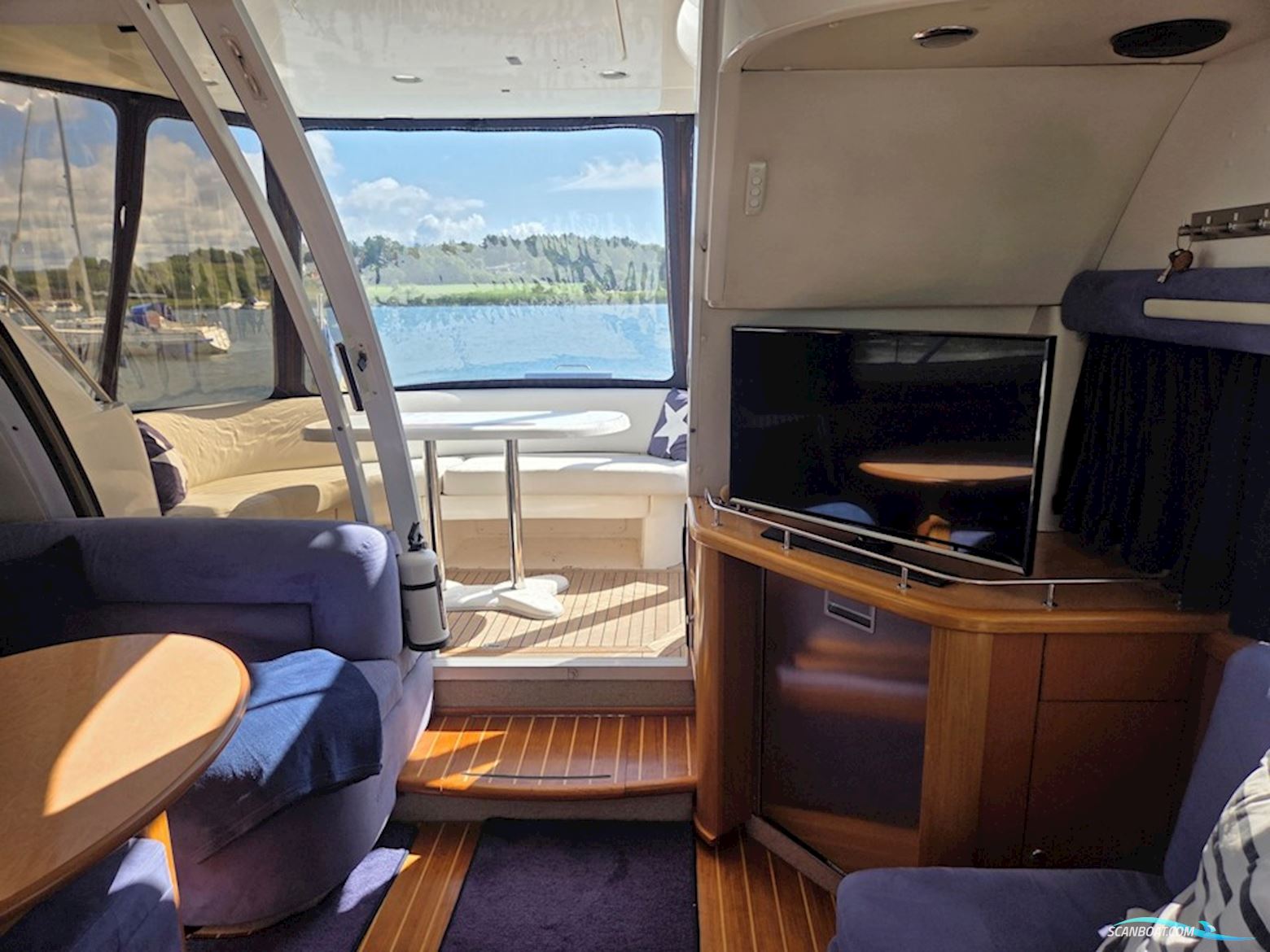 Sealine F37