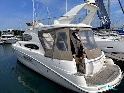 Sealine F37 Motorboten 2010, met Volvo Penta motor, United Kingdom