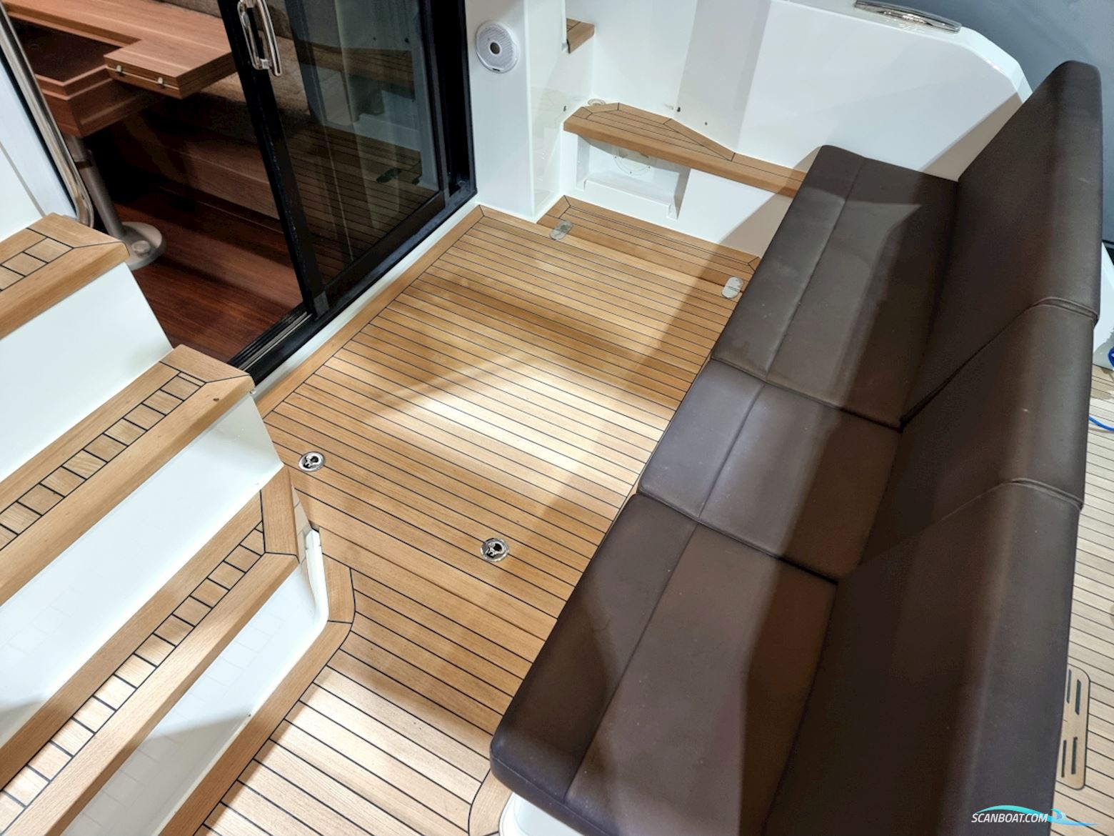 Sealine F380 Volvo Penta D6-330 EVC