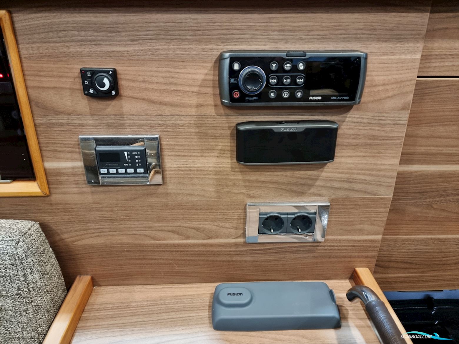 Sealine F380 Volvo Penta D6-330 EVC