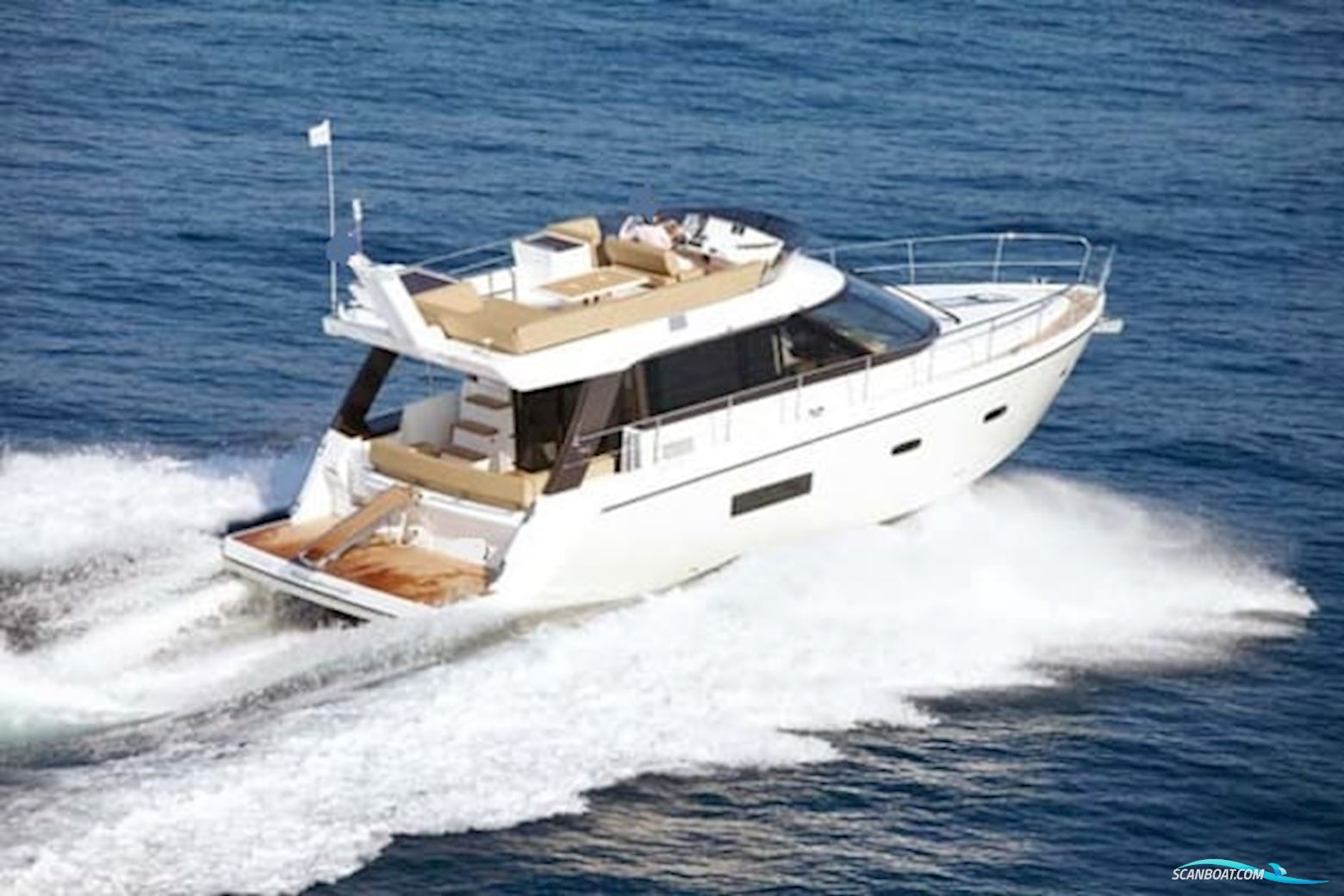 Sealine F42 Motorboten 2012, met Volvo Penta Ips 600 motor, Kroatië