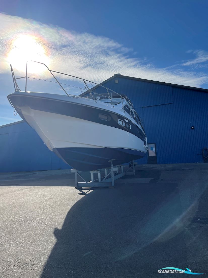 Sealine f44