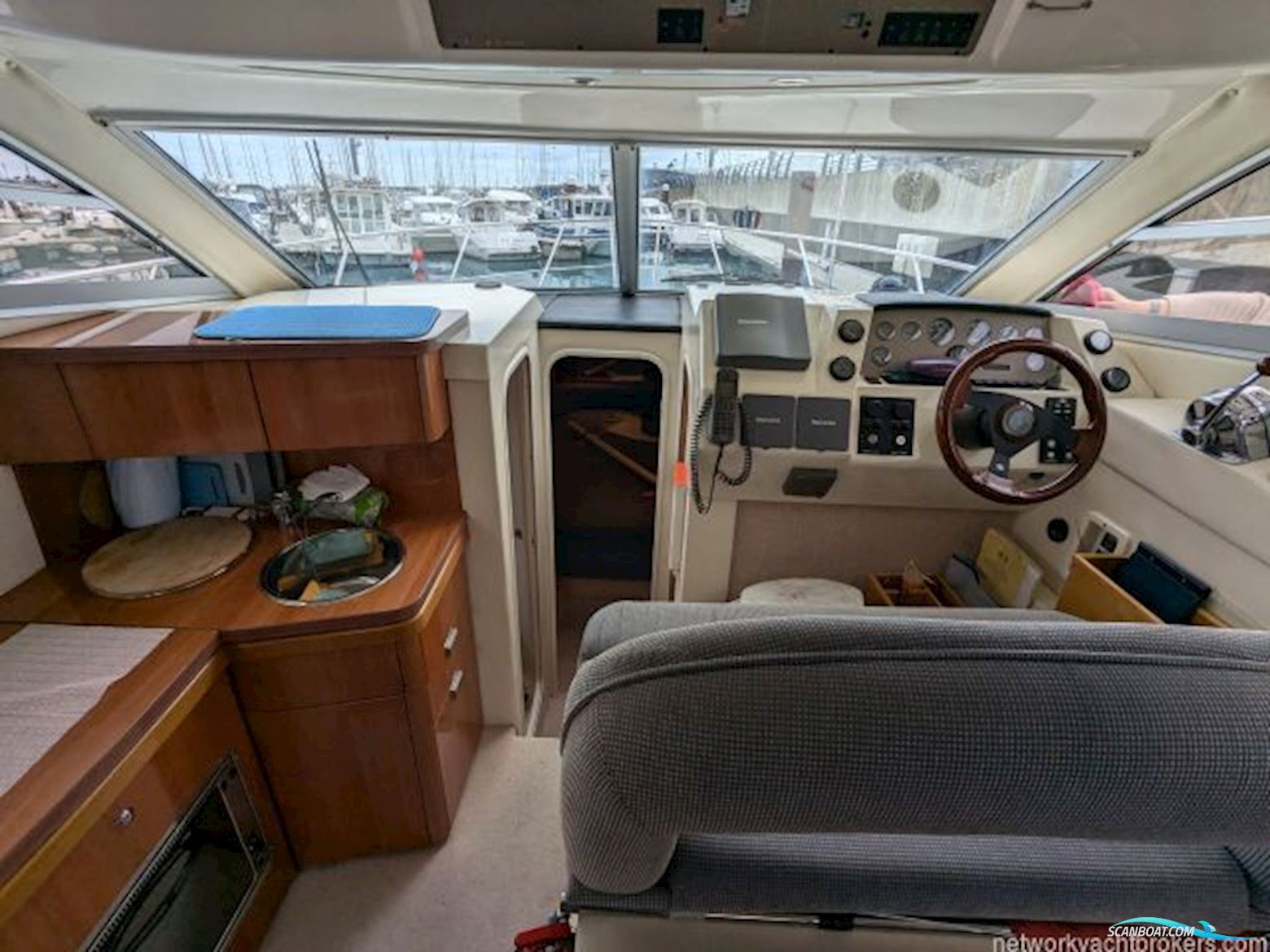 Sealine International F34