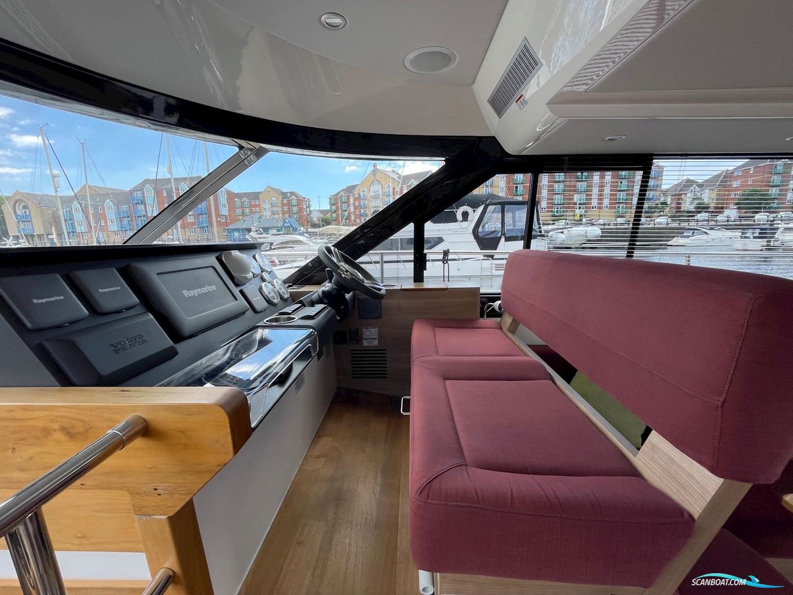 Sealine International F42