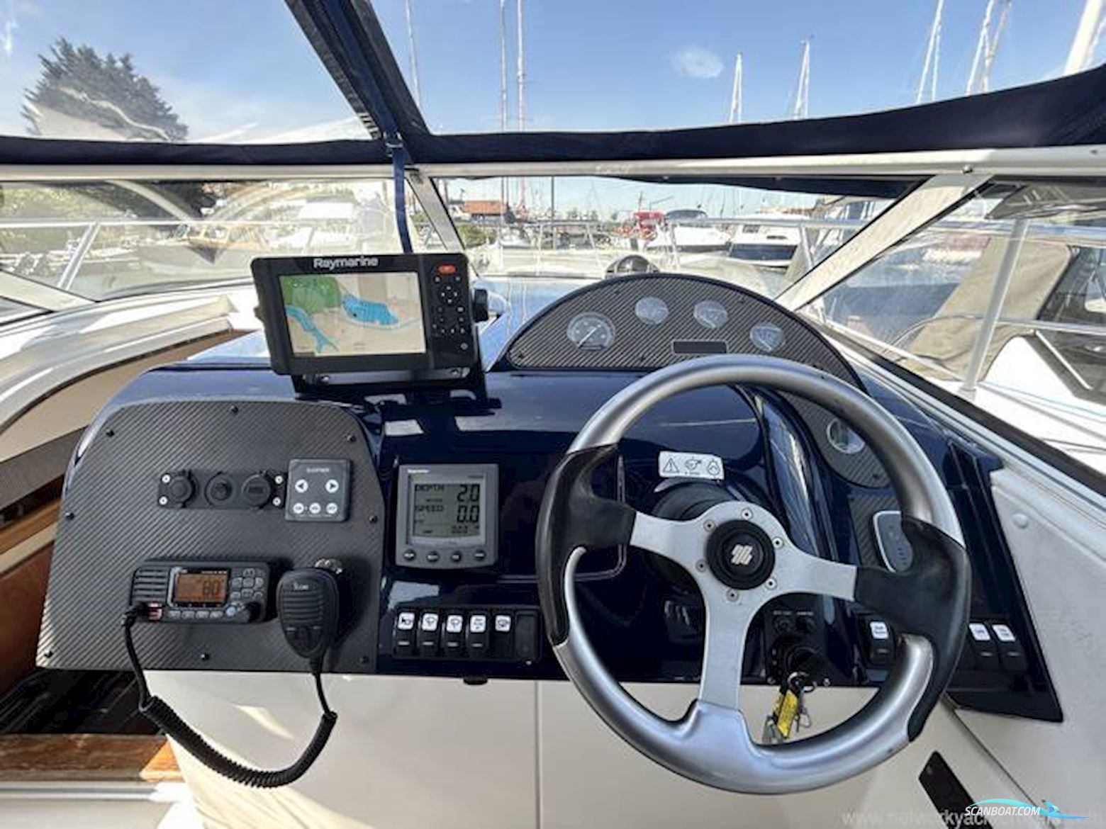 Sealine International S23