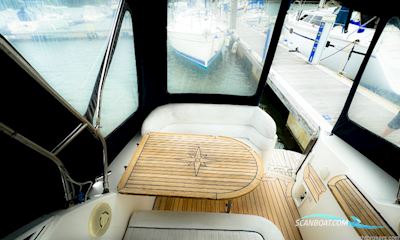 Sealine International S23 Sport Motorboten 2003, met Volvo Penta KAD 32 motor, United Kingdom