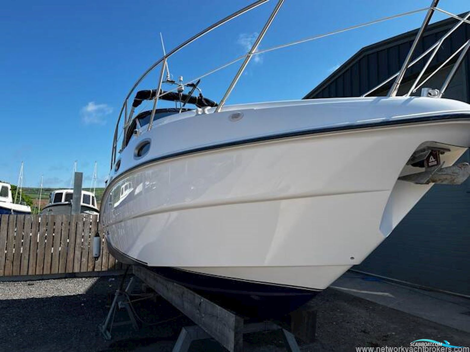 Sealine International S23 Sports Cruiser