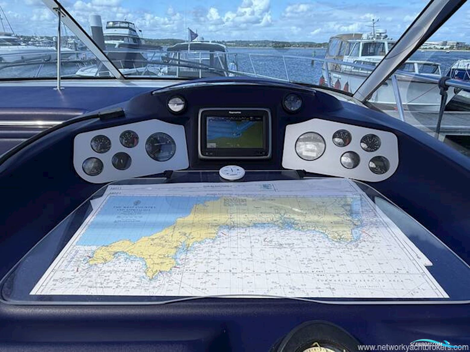 Sealine International S42