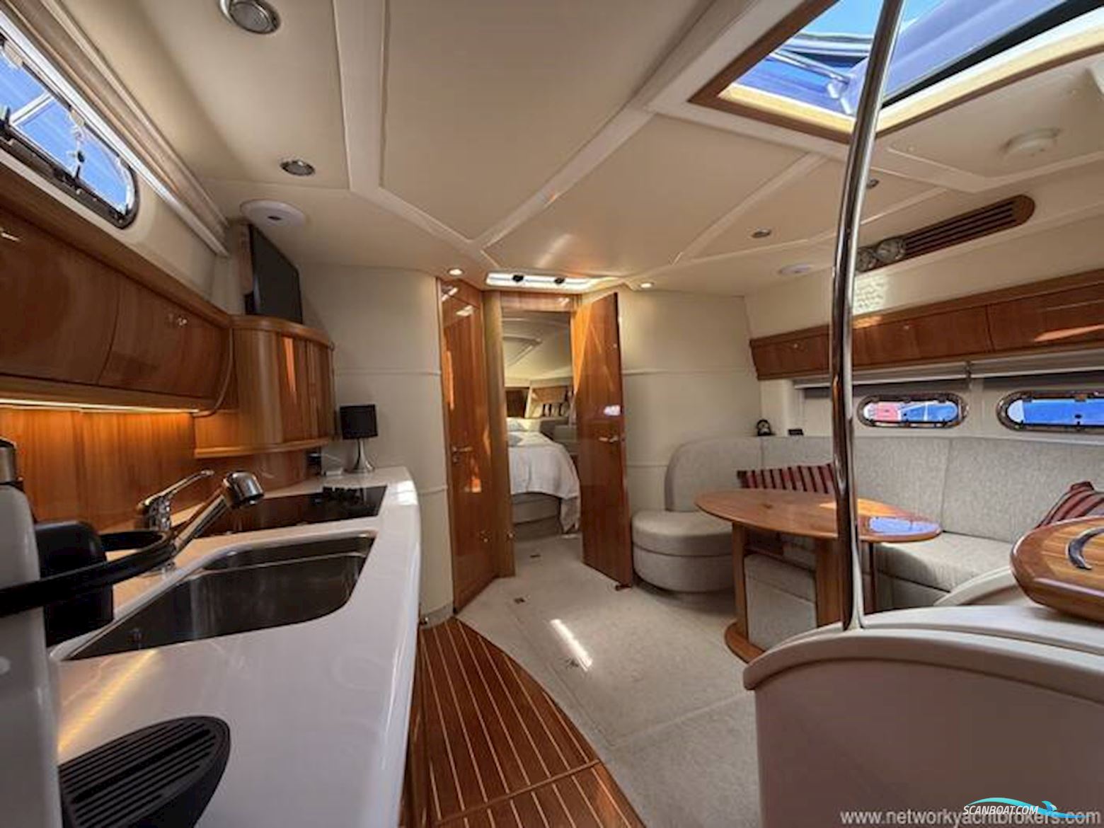 Sealine International S42