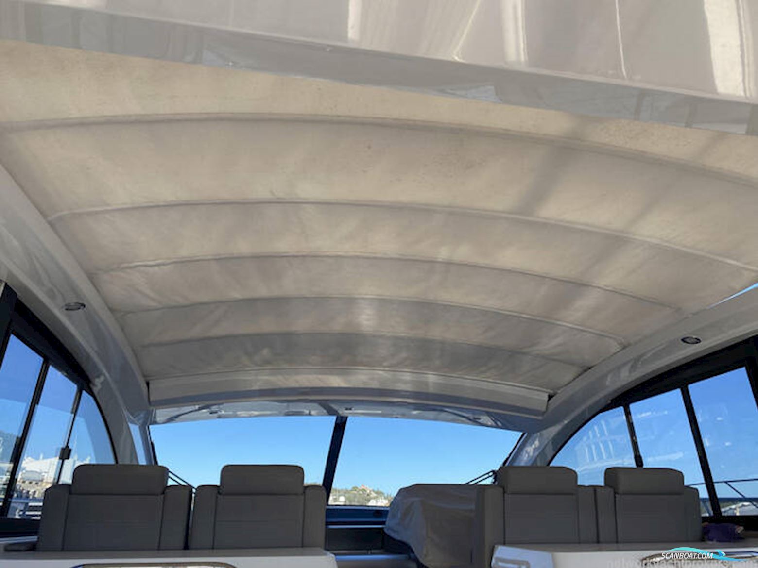 Sealine International S450