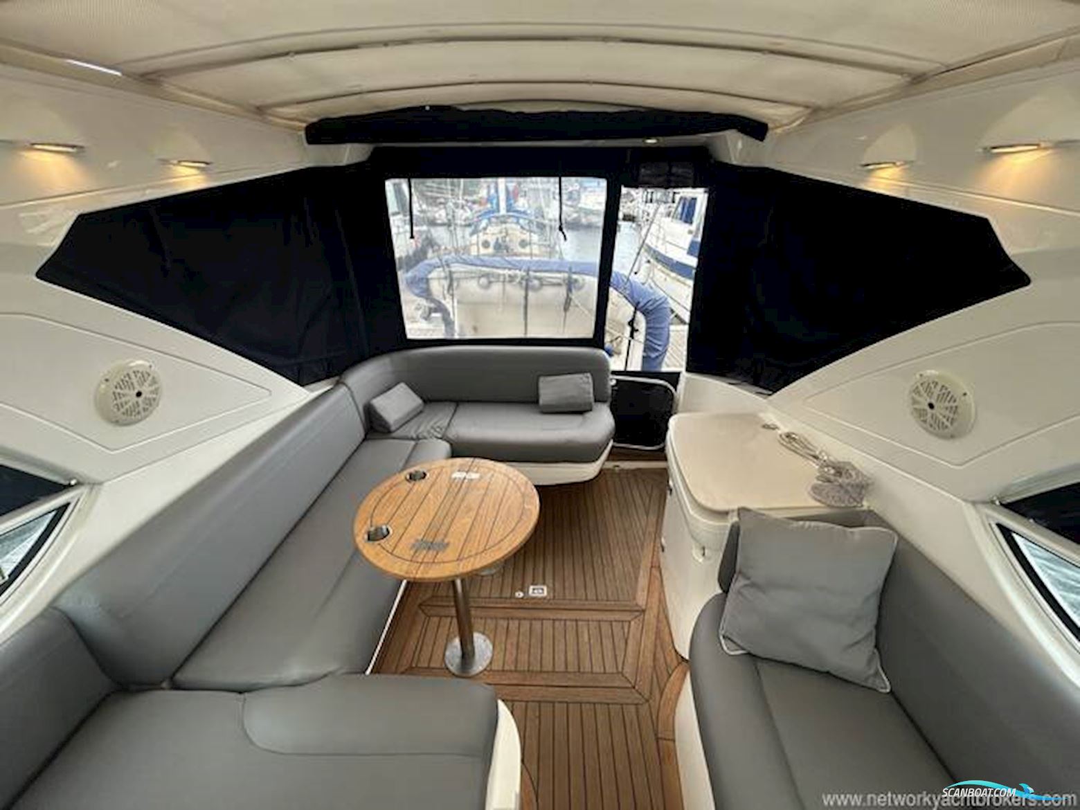 Sealine International SC29