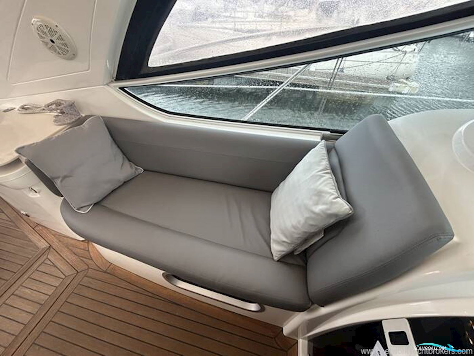 Sealine International SC29