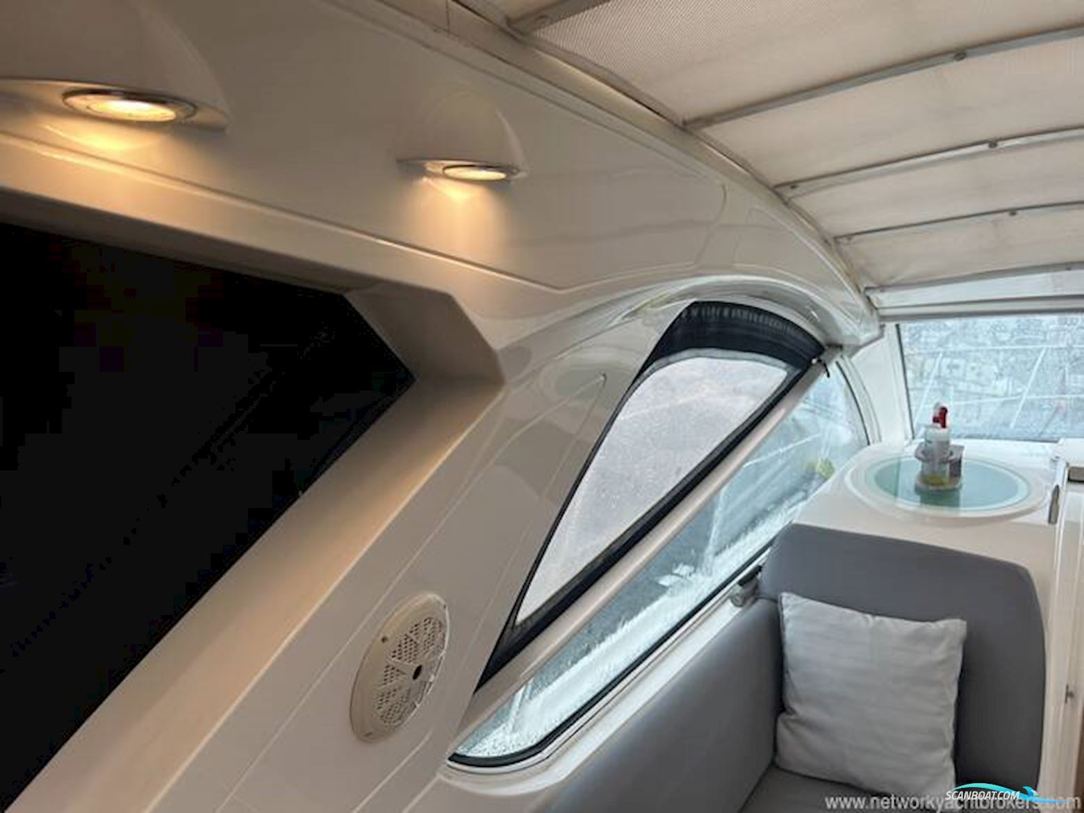 Sealine International SC29