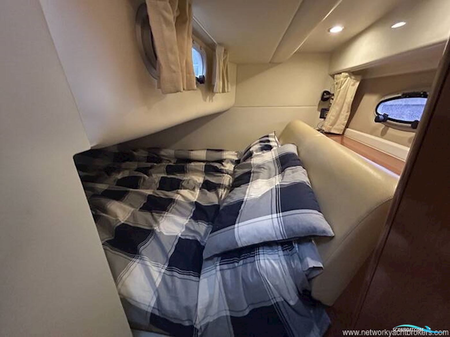 Sealine International SC29