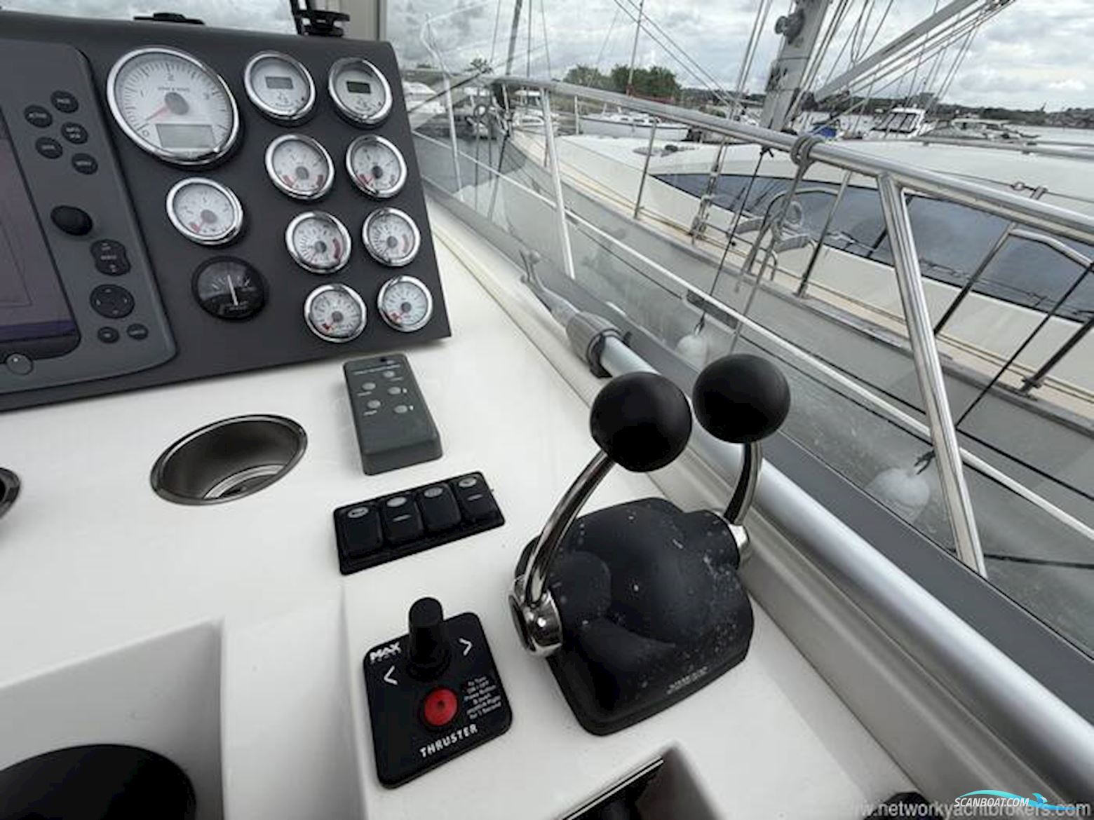 Sealine International SC35