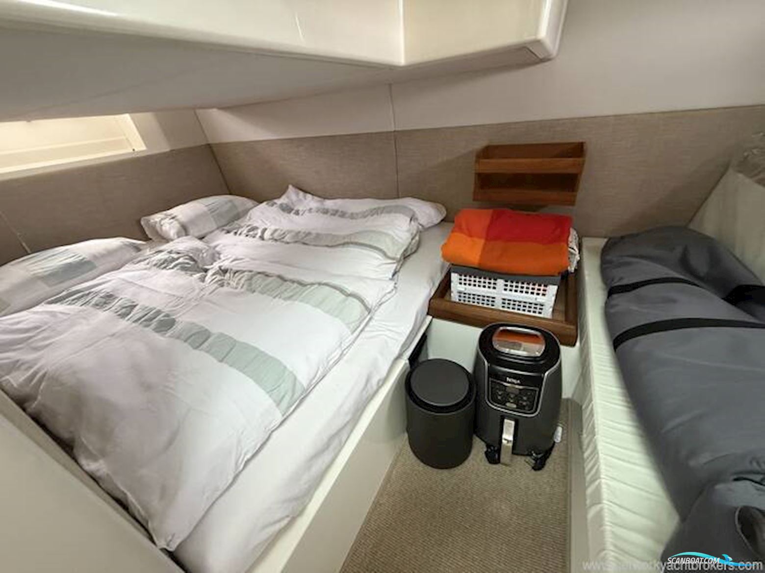 Sealine International SC35