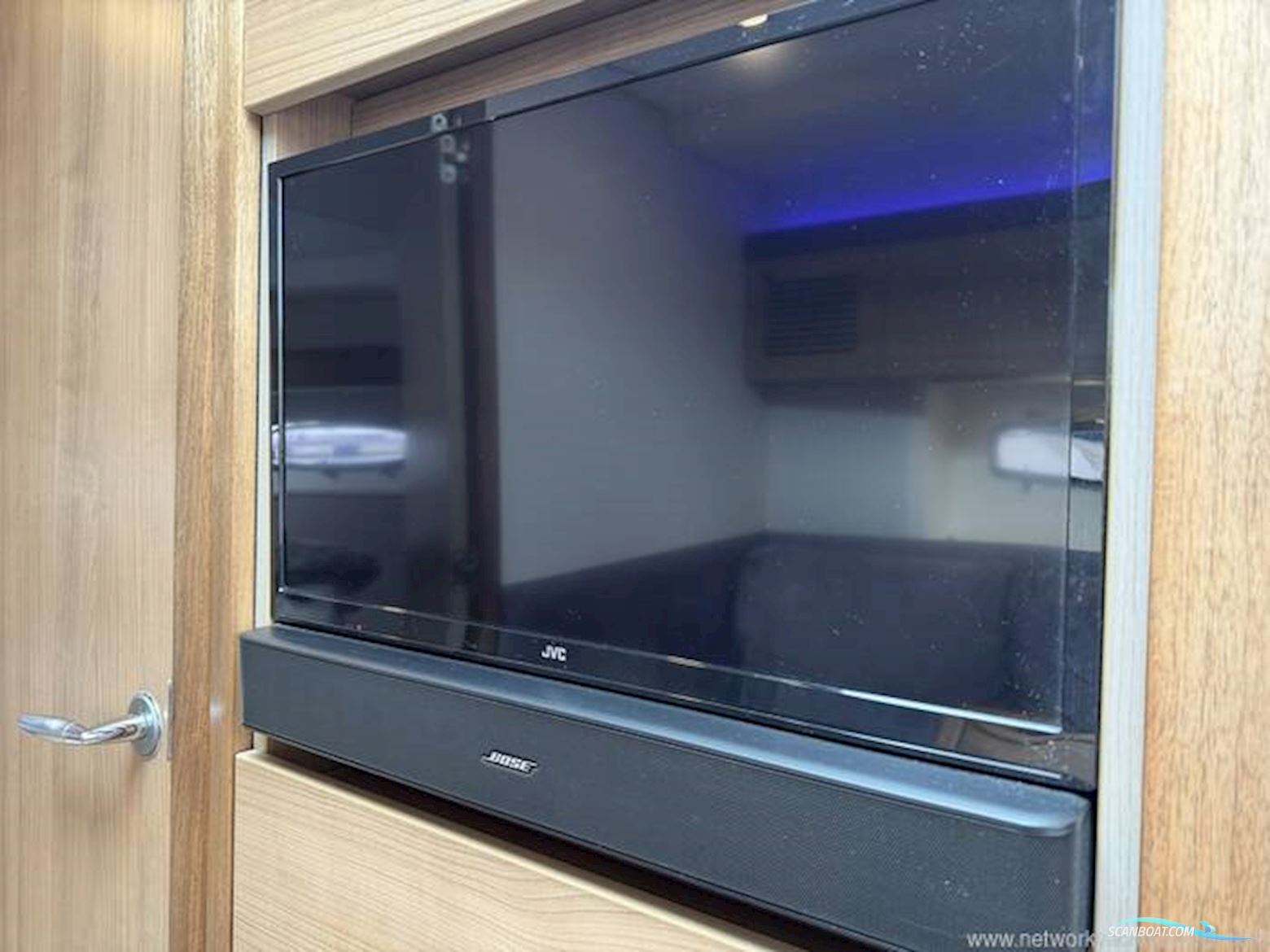 Sealine International SC35