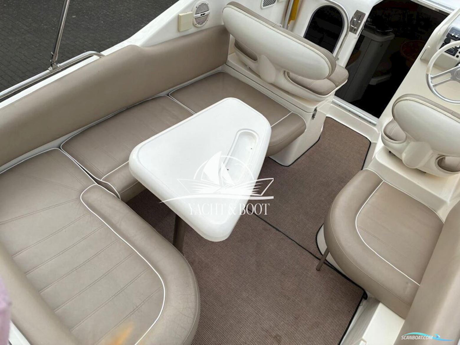 Sealine S 270